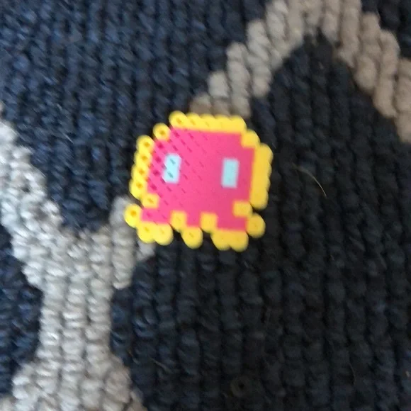 Bracelets - Picture 4 of 17